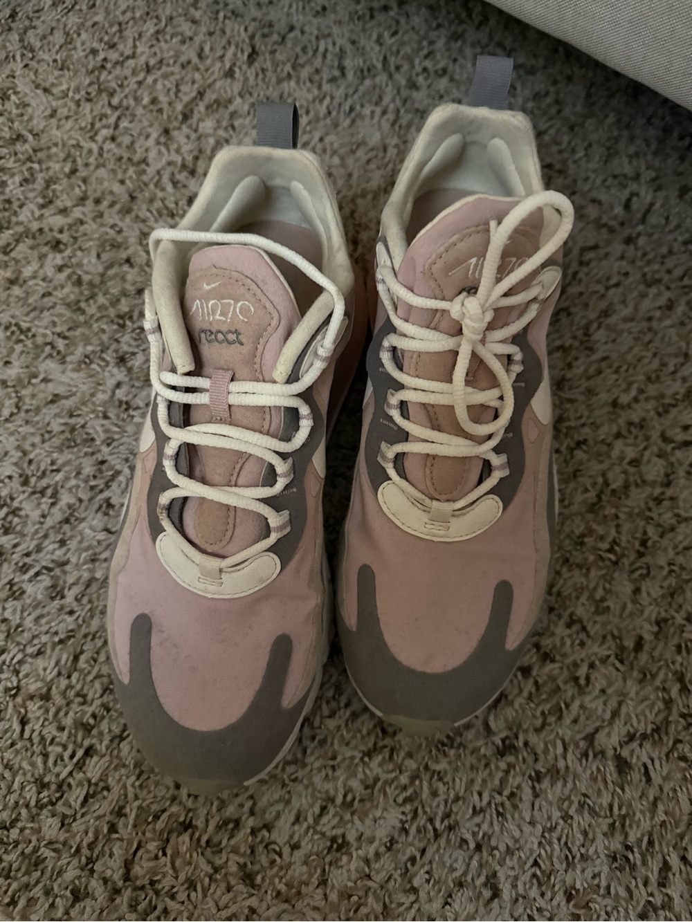 Nike Women's Pink and Gray Athletic Sneakers